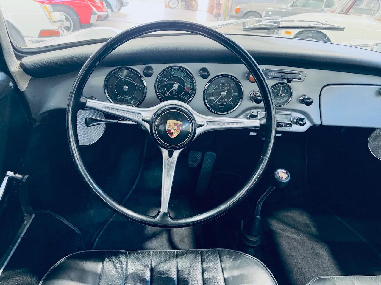 PORSCHE 356 BT6 1600S 75cv - 1961 LesAnciennes.com