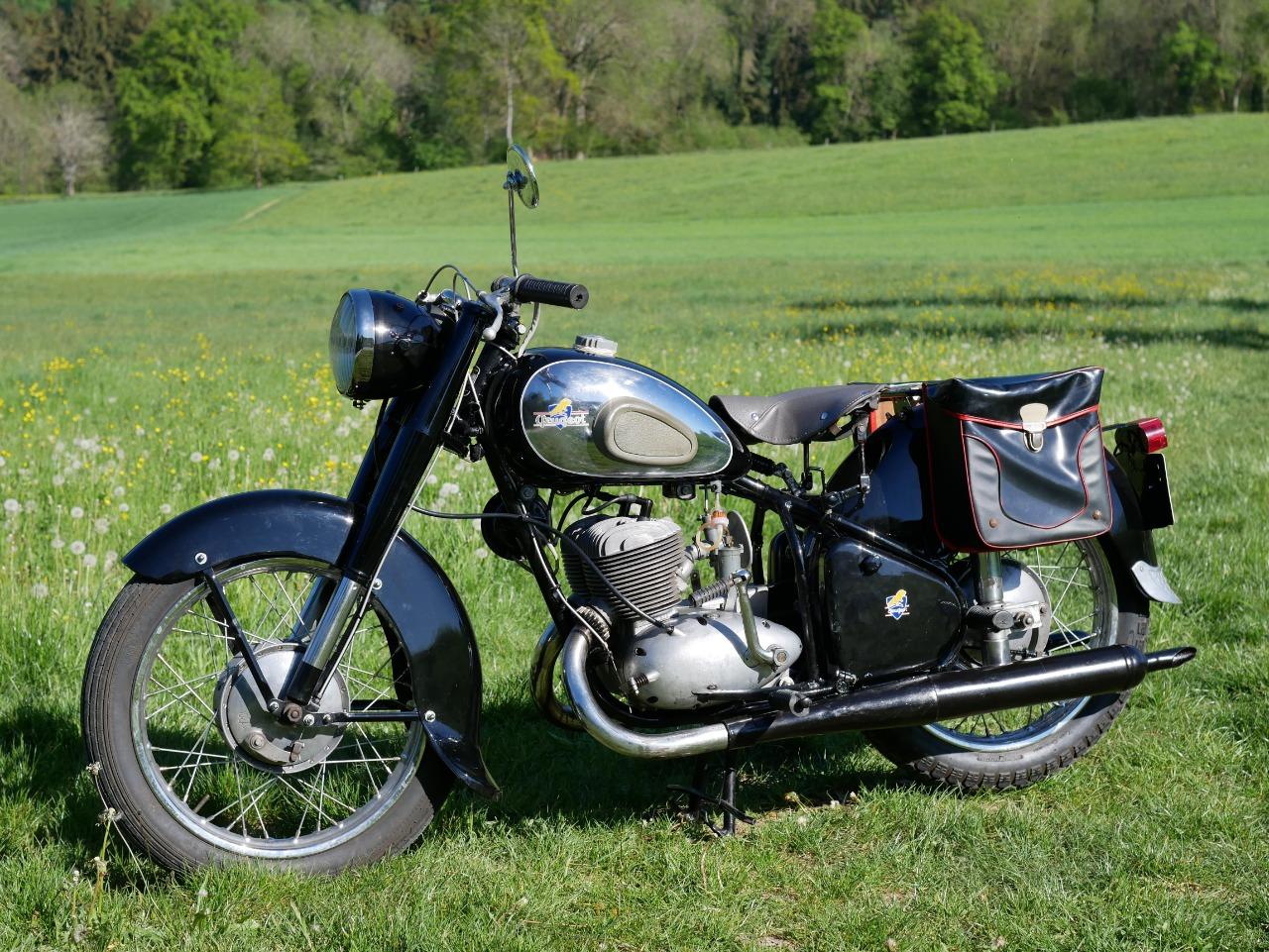 PEUGEOT 756 TC4 - 1955 LesAnciennes.com