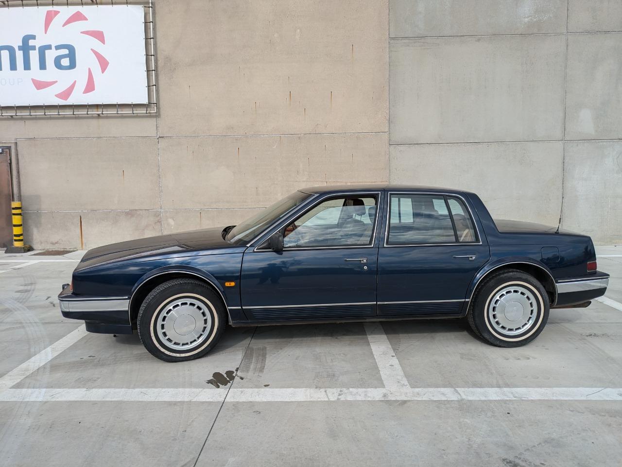 CADILLAC Seville STS berline - 1989 LesAnciennes.com