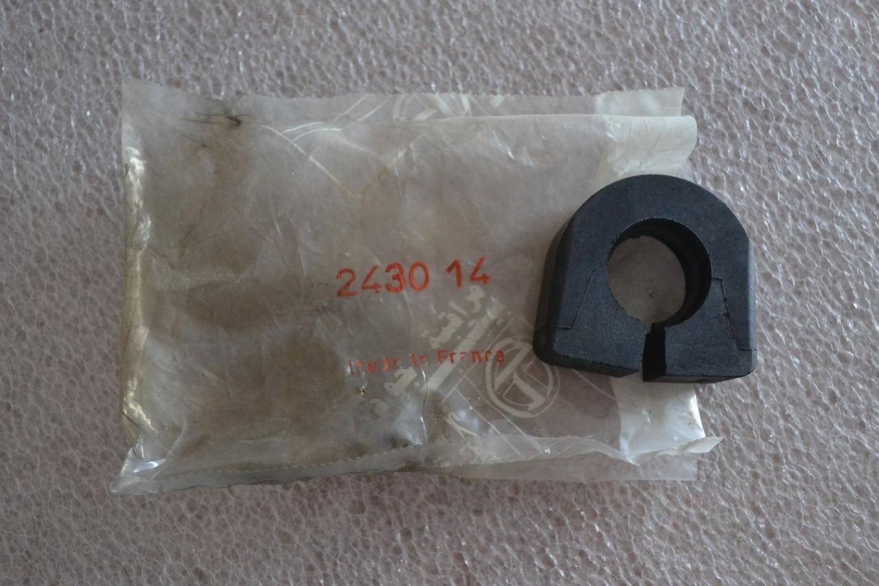 Silentbloc palier commande boite PEUGEOT 305 LesAnciennes.com