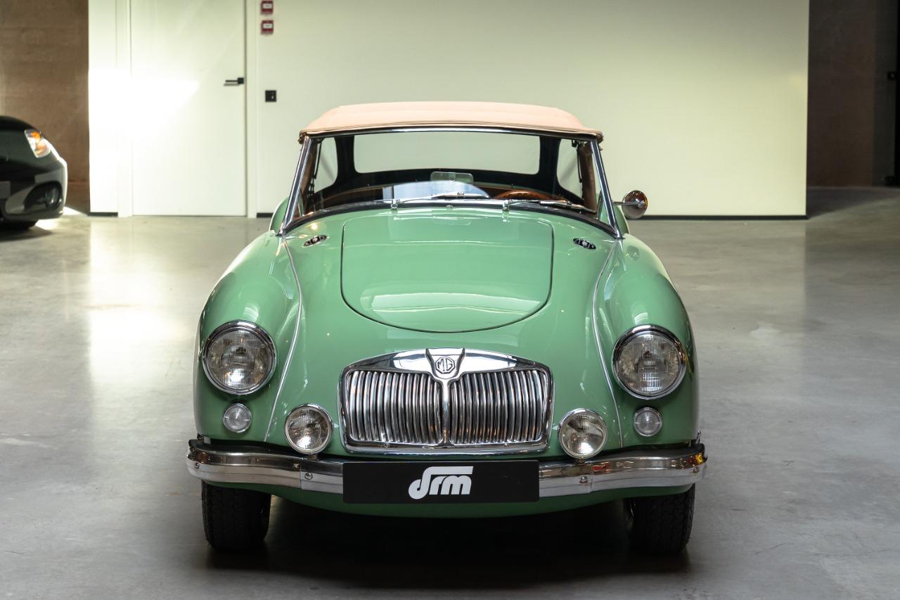 MG MGA 1800 (moteur MGB) - 1957 LesAnciennes.com