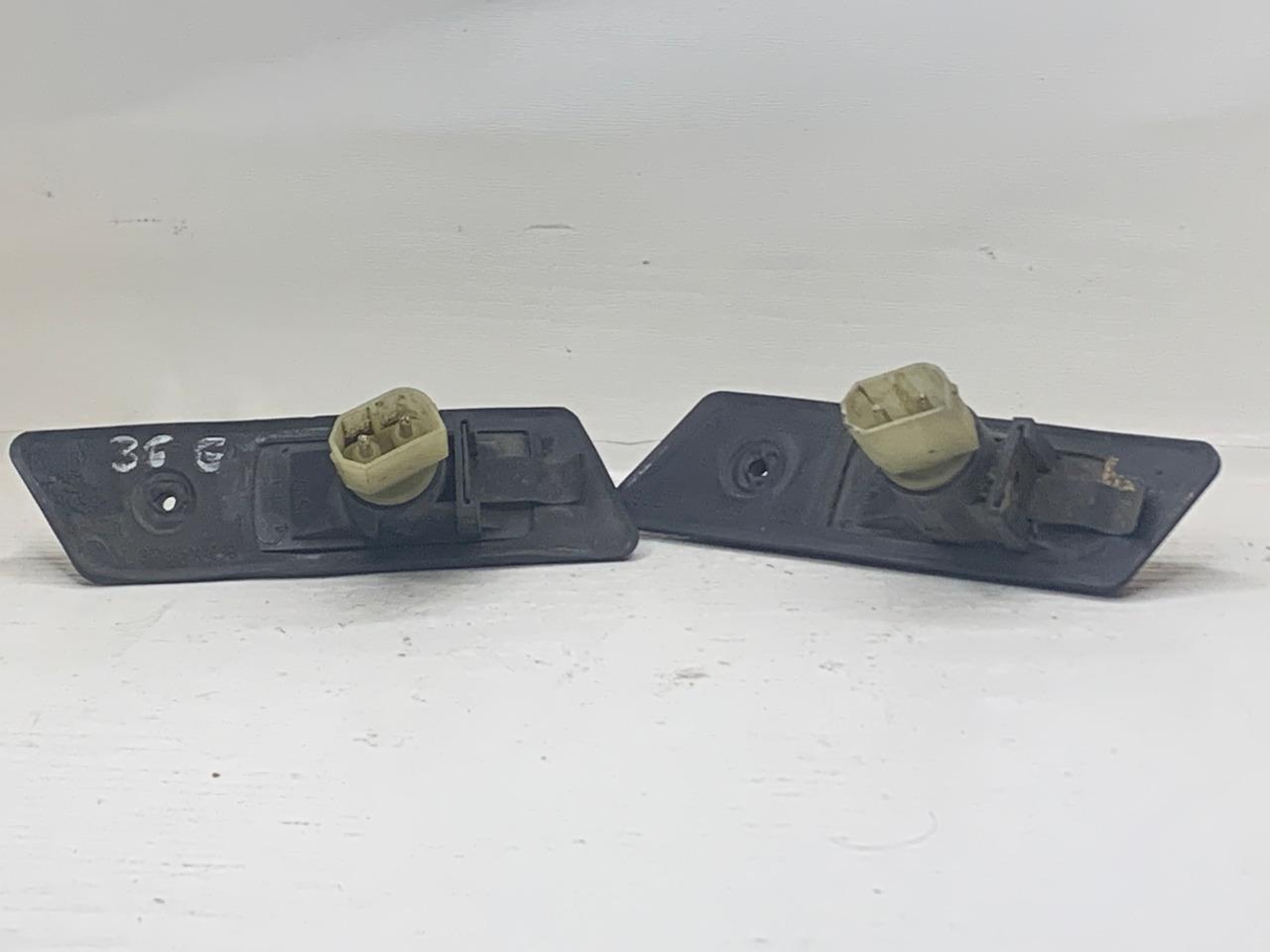 Feu clignotant aile avant BMW E 36 LesAnciennes.com
