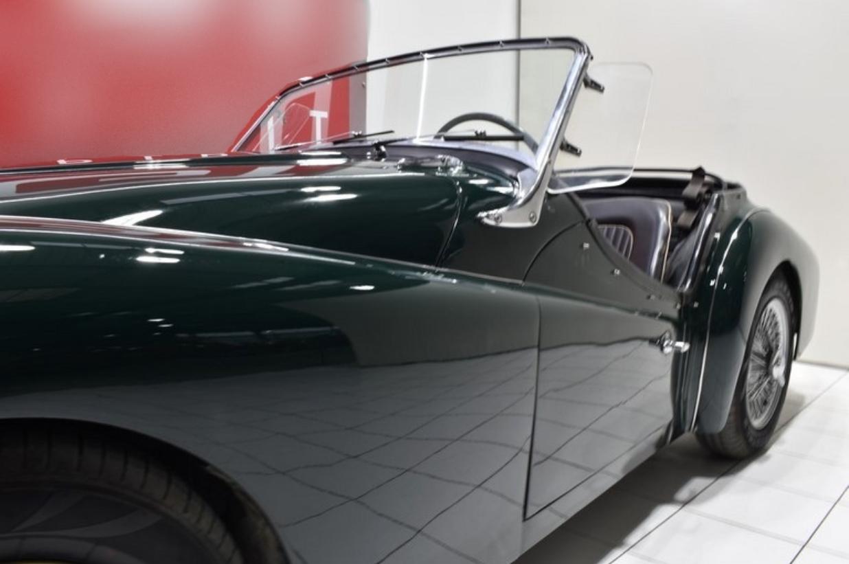 TRIUMPH TR3A - 1960 LesAnciennes.com