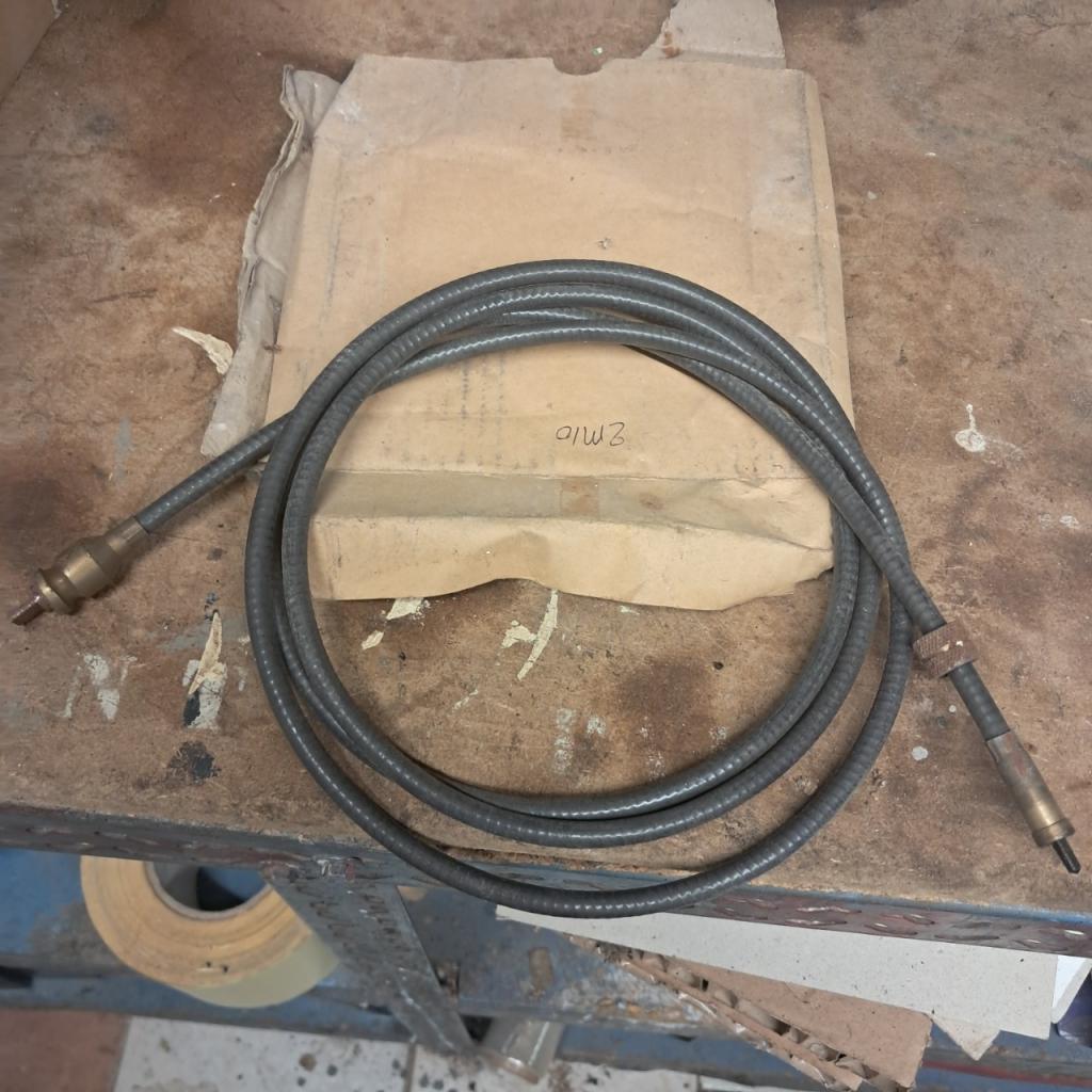 Cable compteur CITROEN Traction LesAnciennes.com