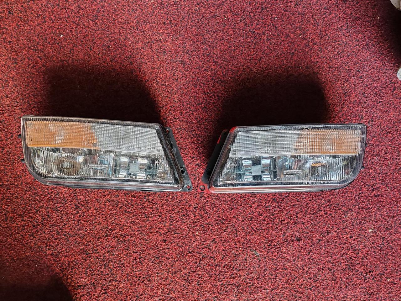 Phares additionnels FERRARI 348 LesAnciennes.com