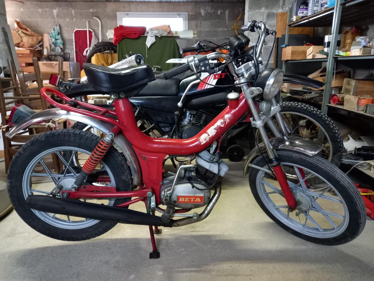 BETA M4 - 1973 LesAnciennes.com