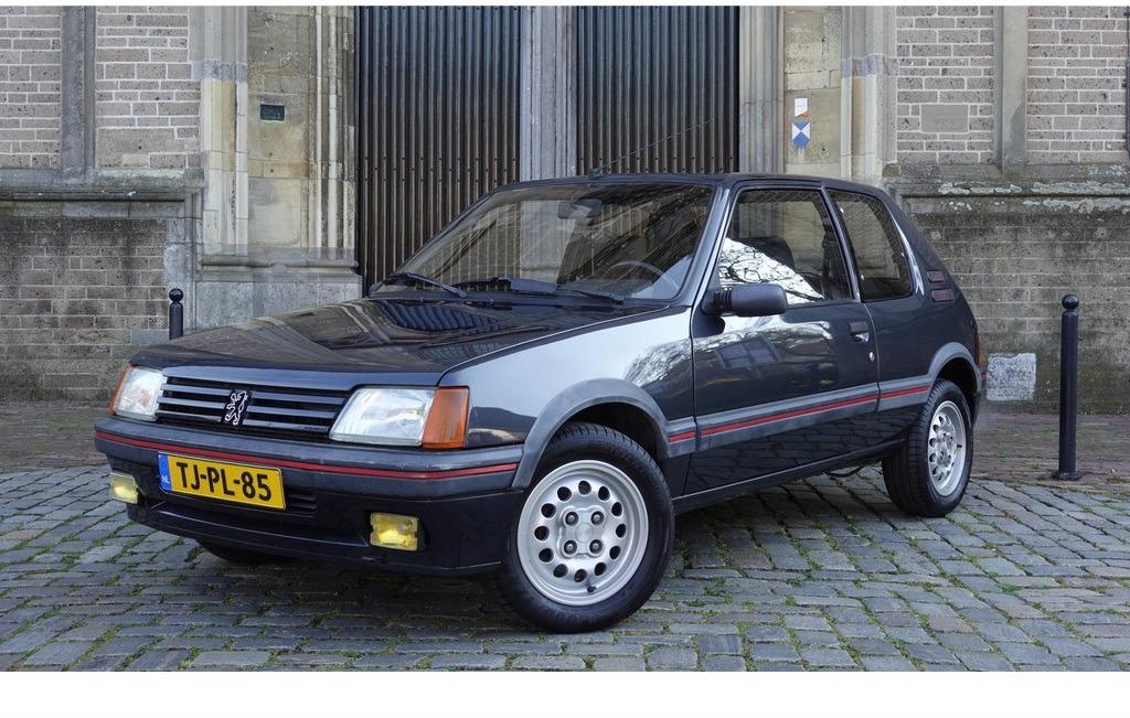 PEUGEOT 205 GTi 1.6 115 cv - 1989 LesAnciennes.com