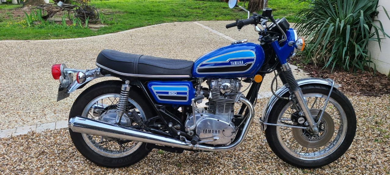 YAMAHA XS 650 - 1975 LesAnciennes.com