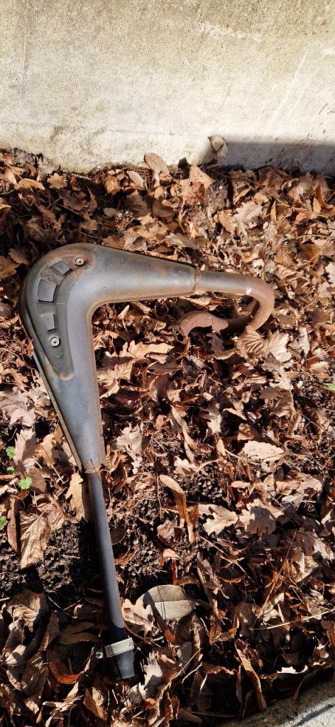 Pot d'echappement PEUGEOT 103 SP / MVL / Vogue LesAnciennes.com