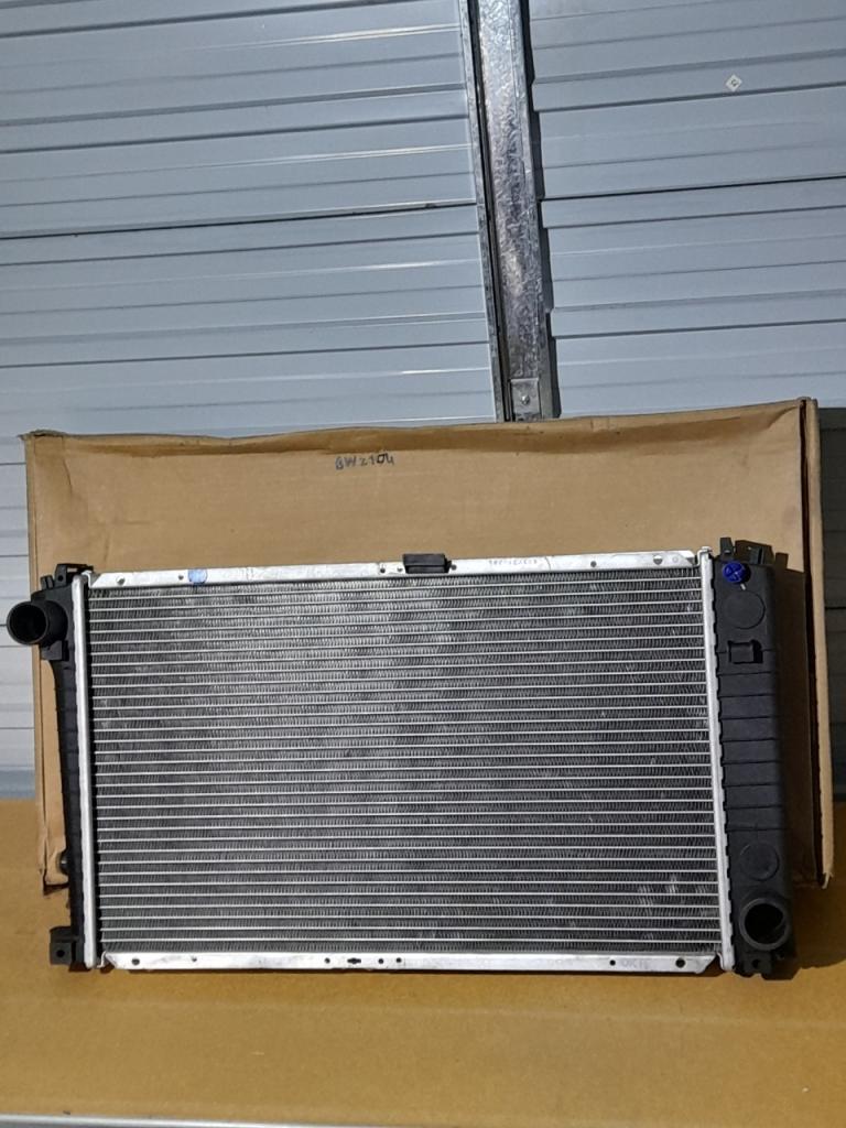 Radiateur de Refroidissement BMW Série 5 7 LesAnciennes.com