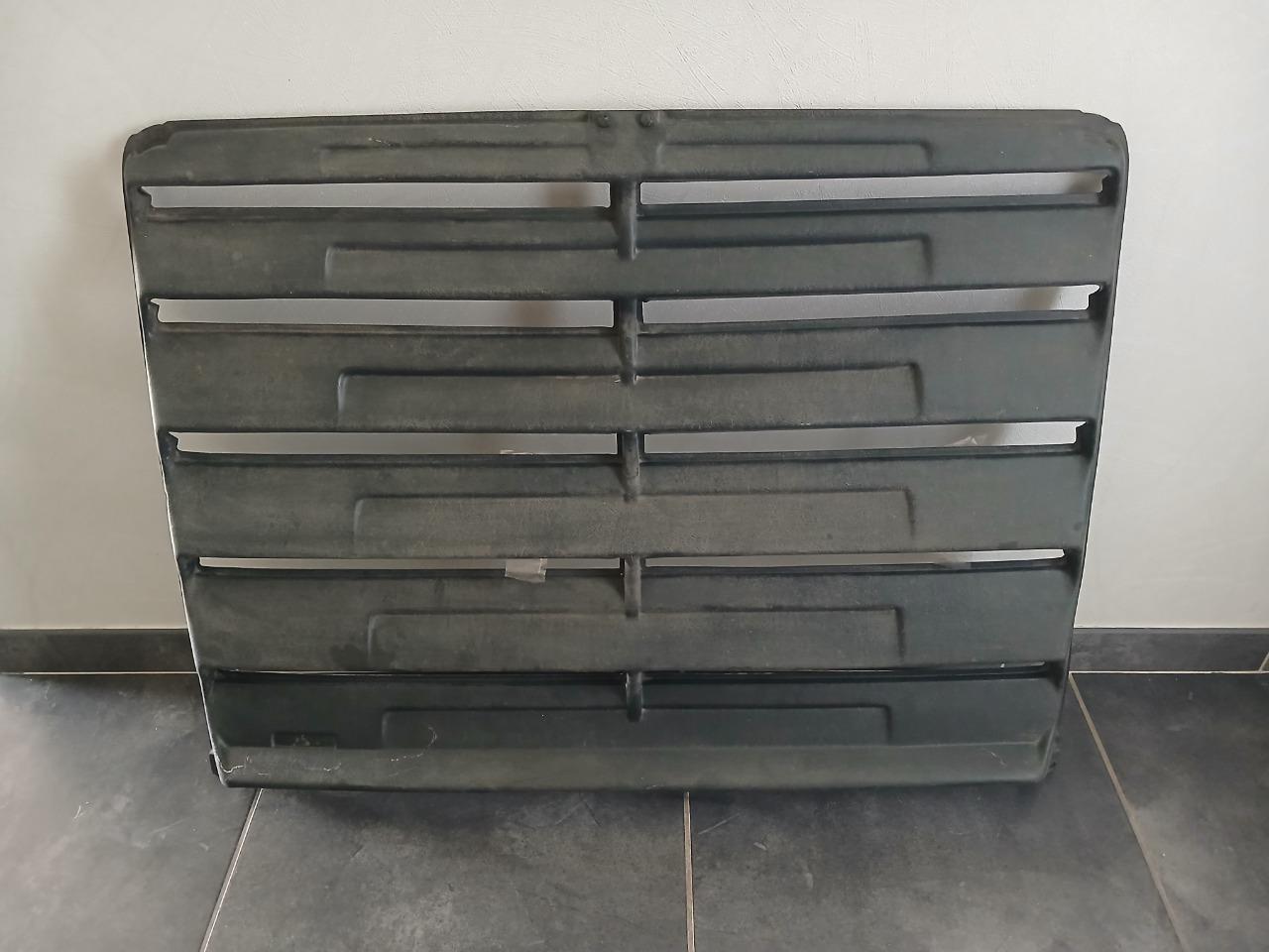 Jalousie de lunette arrière CITROEN GS LesAnciennes.com