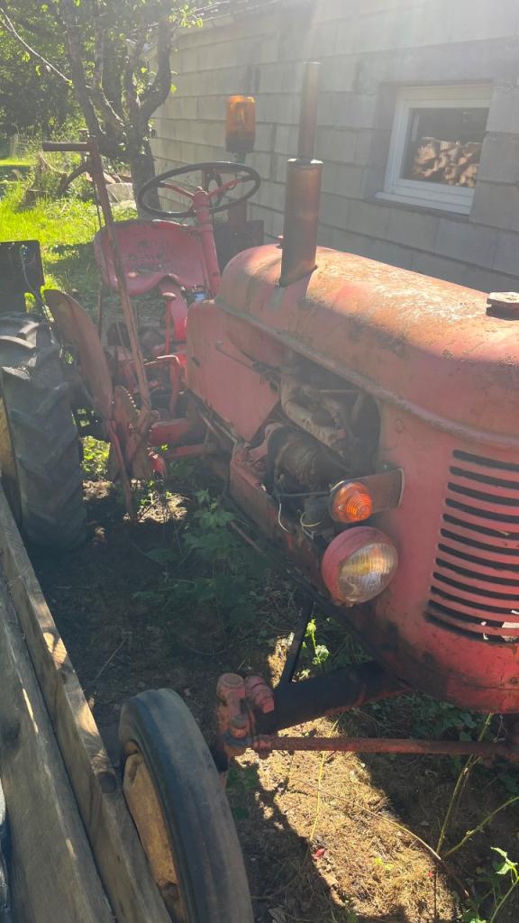 MASSEY HARRIS Pony 812 - 1955 LesAnciennes.com
