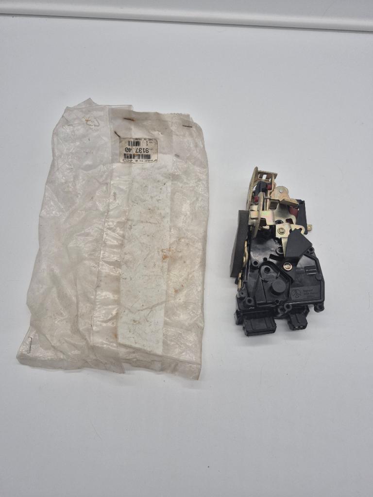 Serrure Porte ARG PEUGEOT 605 LesAnciennes.com