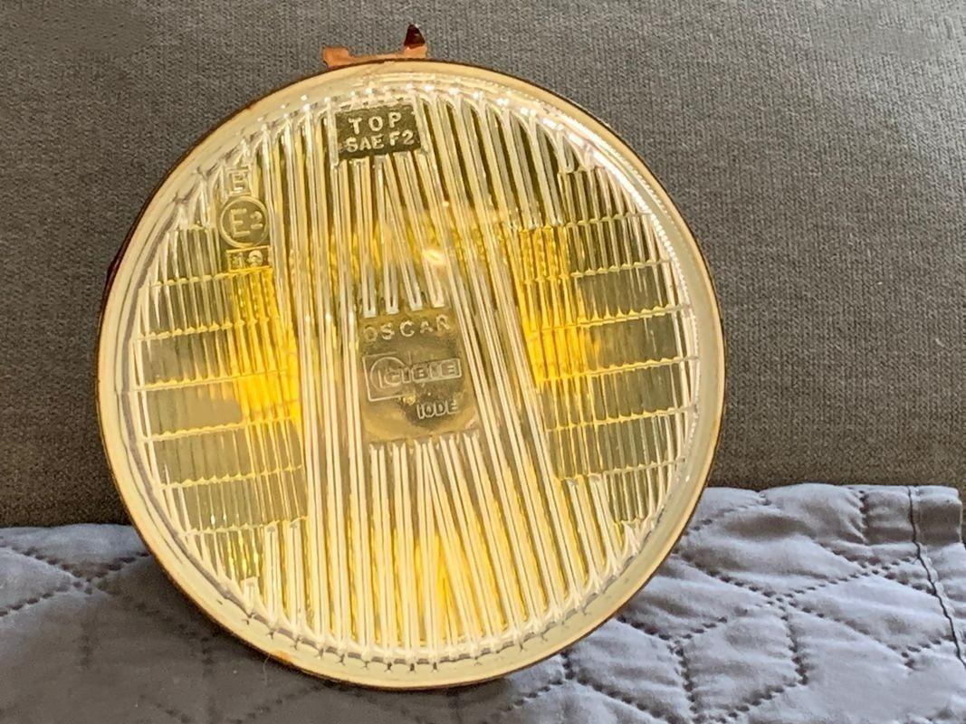 Optique de phare ALPINE RENAULT A110 LesAnciennes.com