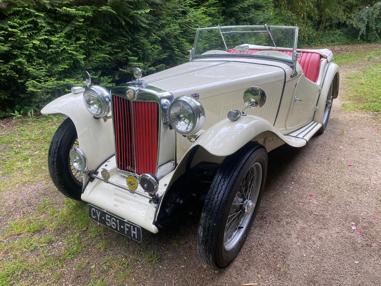 MG TC Roadster - 1948 LesAnciennes.com