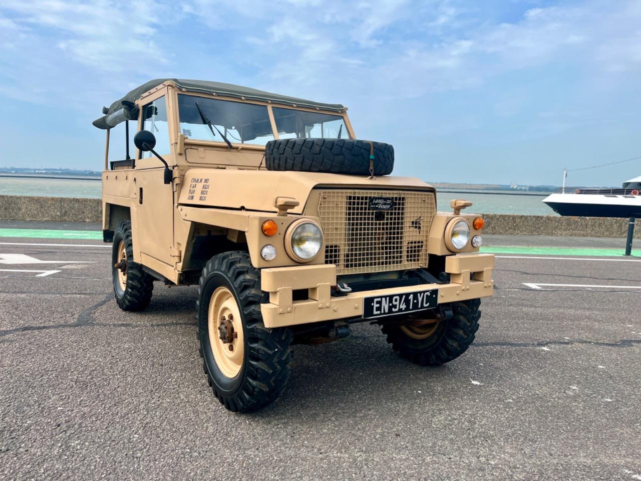 LAND ROVER Lightweight - 1975 LesAnciennes.com