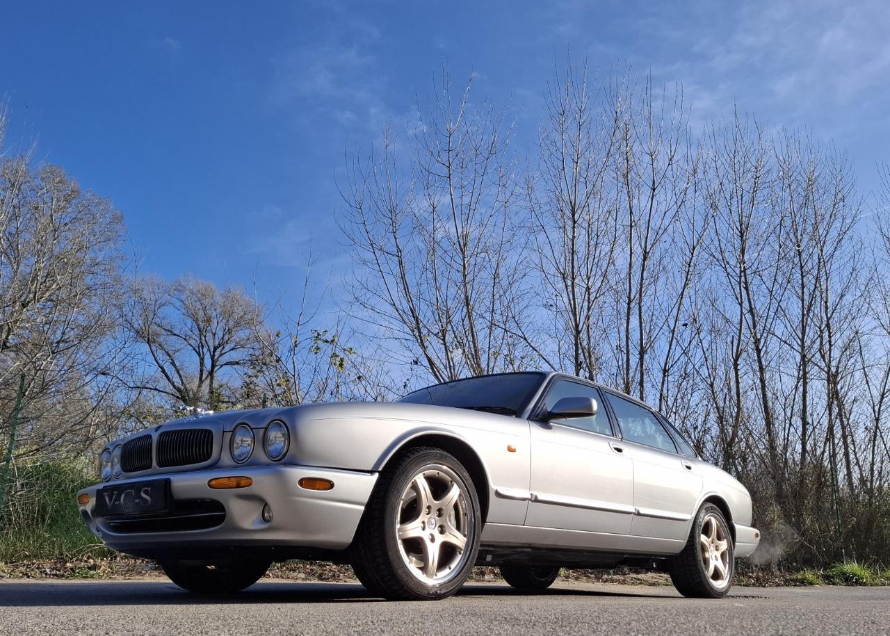 JAGUAR XJ8 Silvestone - 2003 LesAnciennes.com