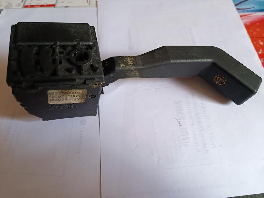 COMMODO D'ESSUIE-GLACE RENAULT 19 (R19) LesAnciennes.com