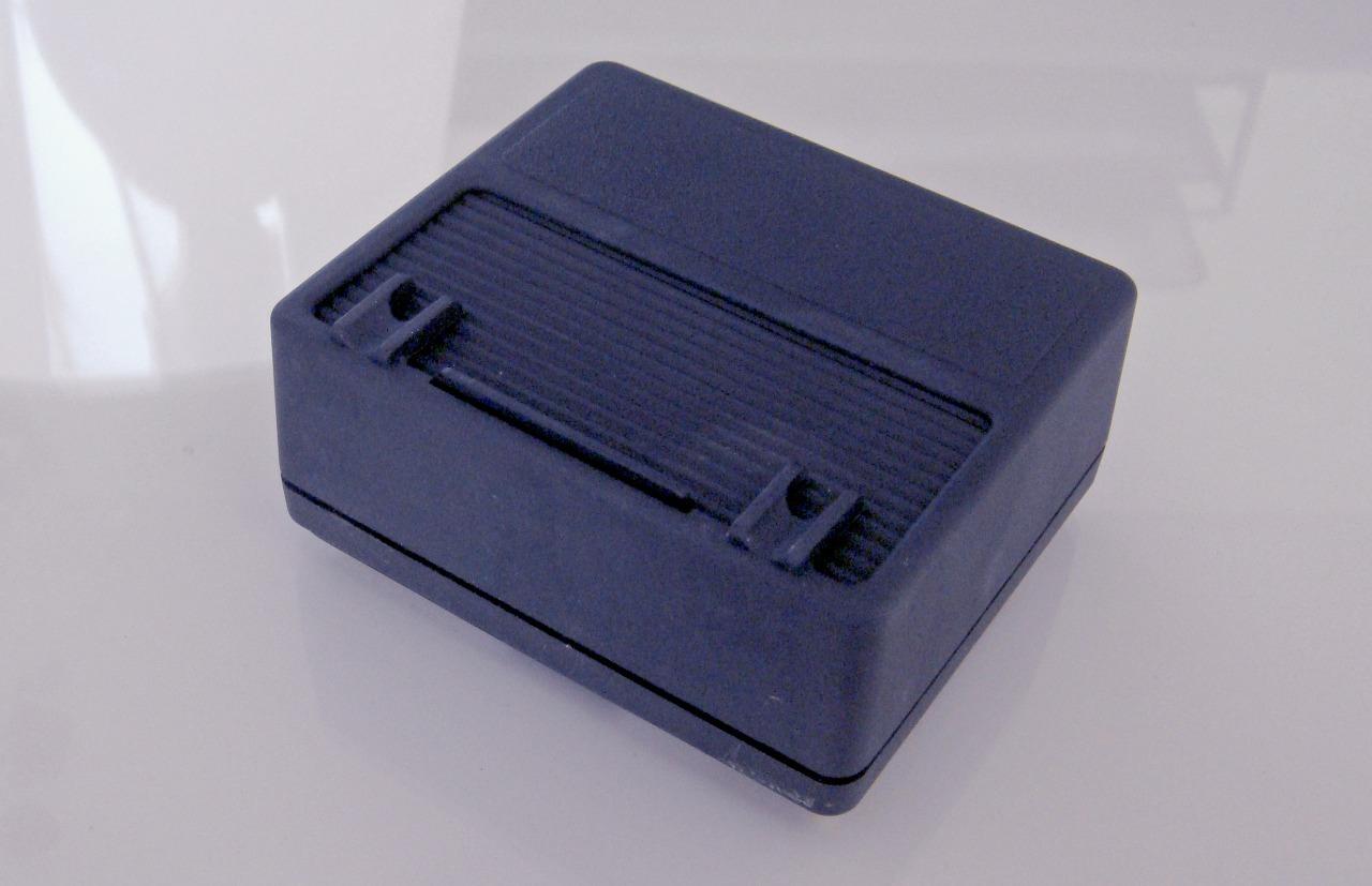 Cendrier d'habitacle pour véhicule ancien LesAnciennes.com