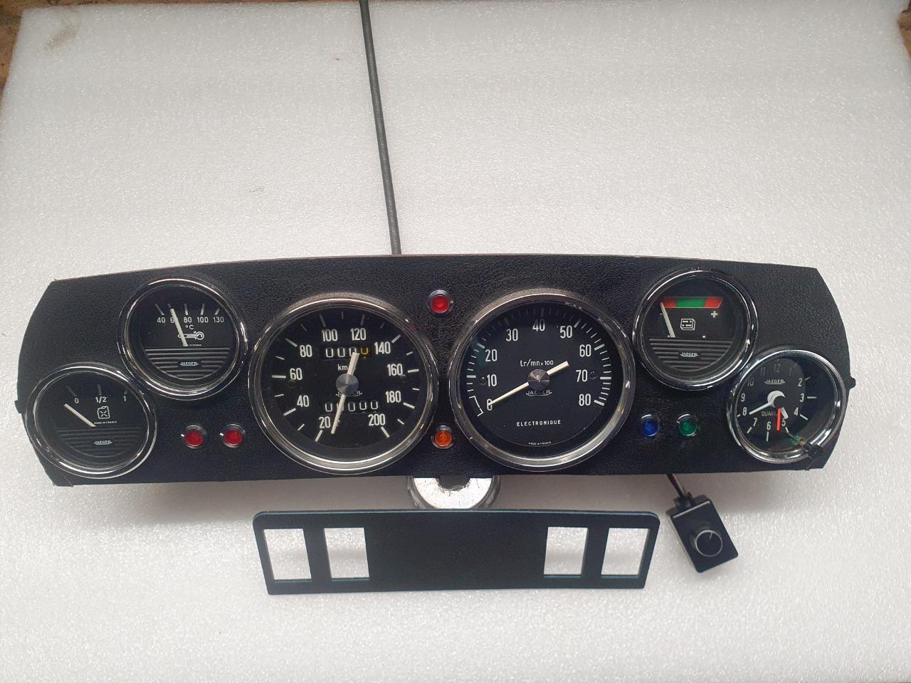 PEUGEOT 504 Coupé cabriolet LesAnciennes.com