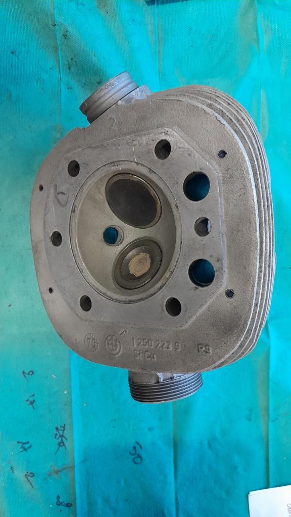 Culasse BMW R75 /6 LesAnciennes.com