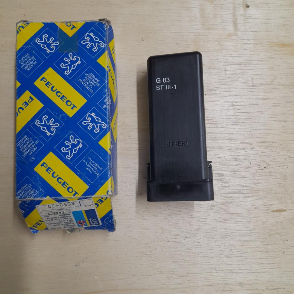 PEUGEOT 505 relais condamnation porte LesAnciennes.com