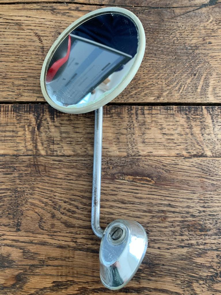 Rétroviseur ext. gauche RENAULT 4 (R4) LesAnciennes.com