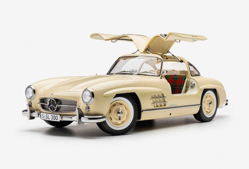 Rare Mercedes 300 SL Schuco 1/12 LesAnciennes.com