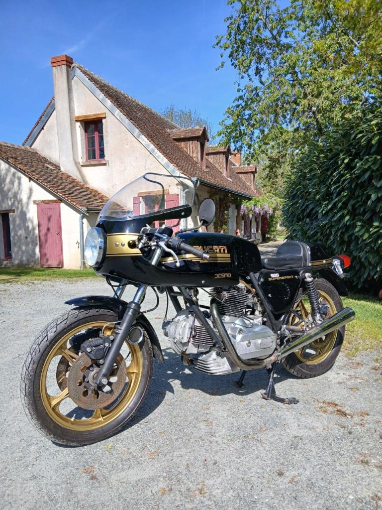 DUCATI 900 SS Super sport - 1981 LesAnciennes.com