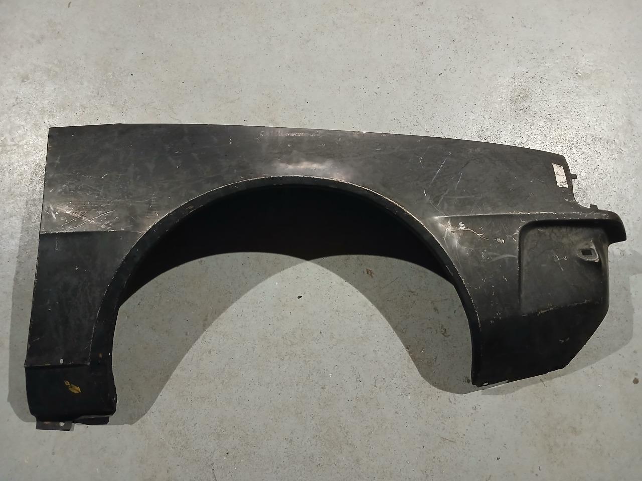 Aile avant droite RENAULT 18 (R18) LesAnciennes.com