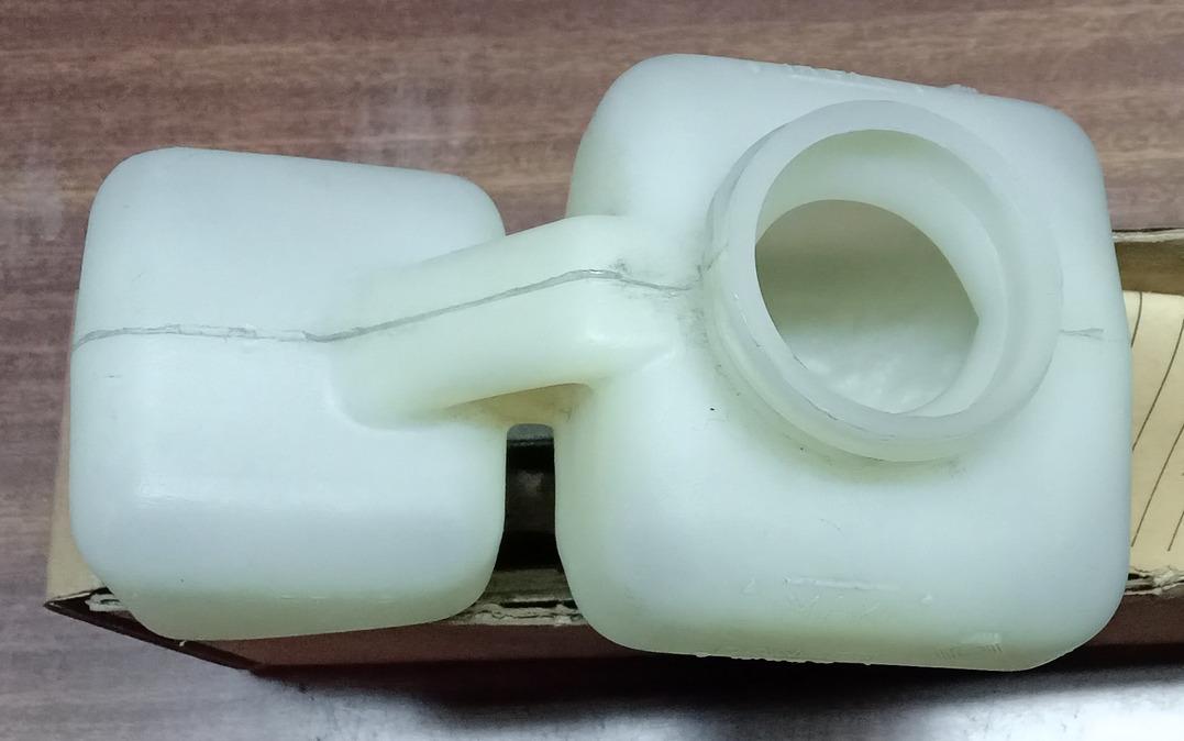 Bol liquide de freins RENAULT 5 (R5) LesAnciennes.com