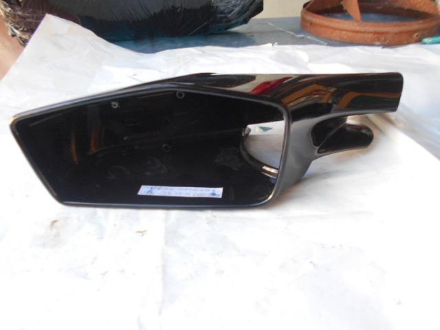 Logement de miroir gauche Lamborghini Murcielago LesAnciennes.com