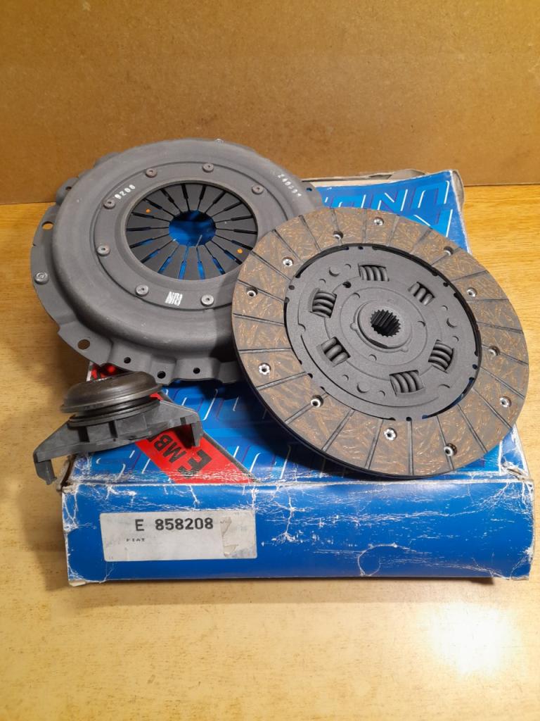 Kit Embrayage Fiat Tipo Ritmo 1.9L TD LesAnciennes.com