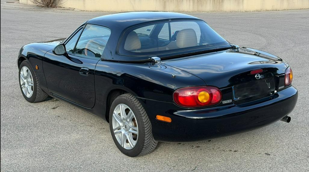 2000 MAZDA MX-5 NB série MAGIC, foto 2