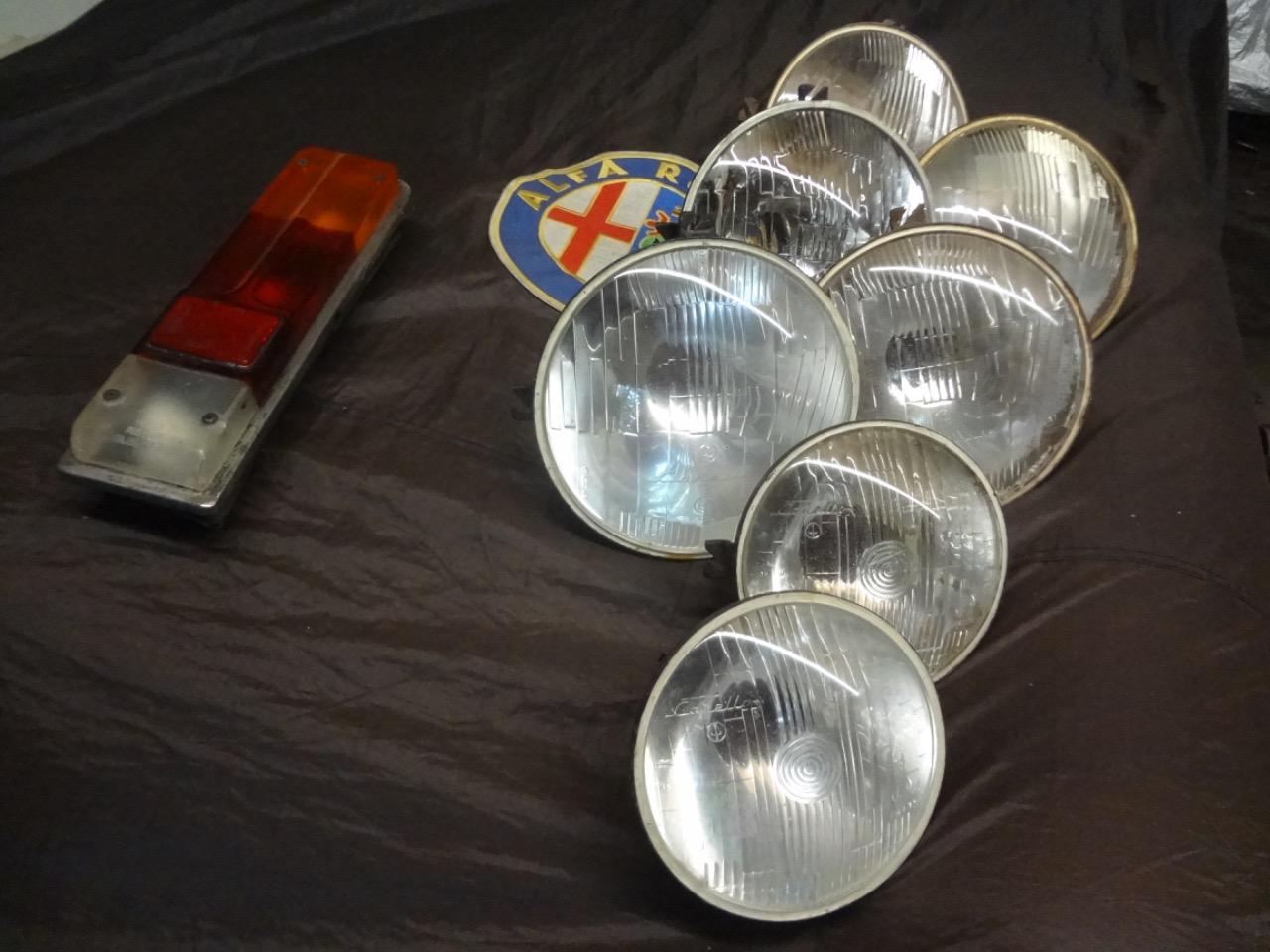 Lot de pièces ALFA ROMEO Giulia LesAnciennes.com