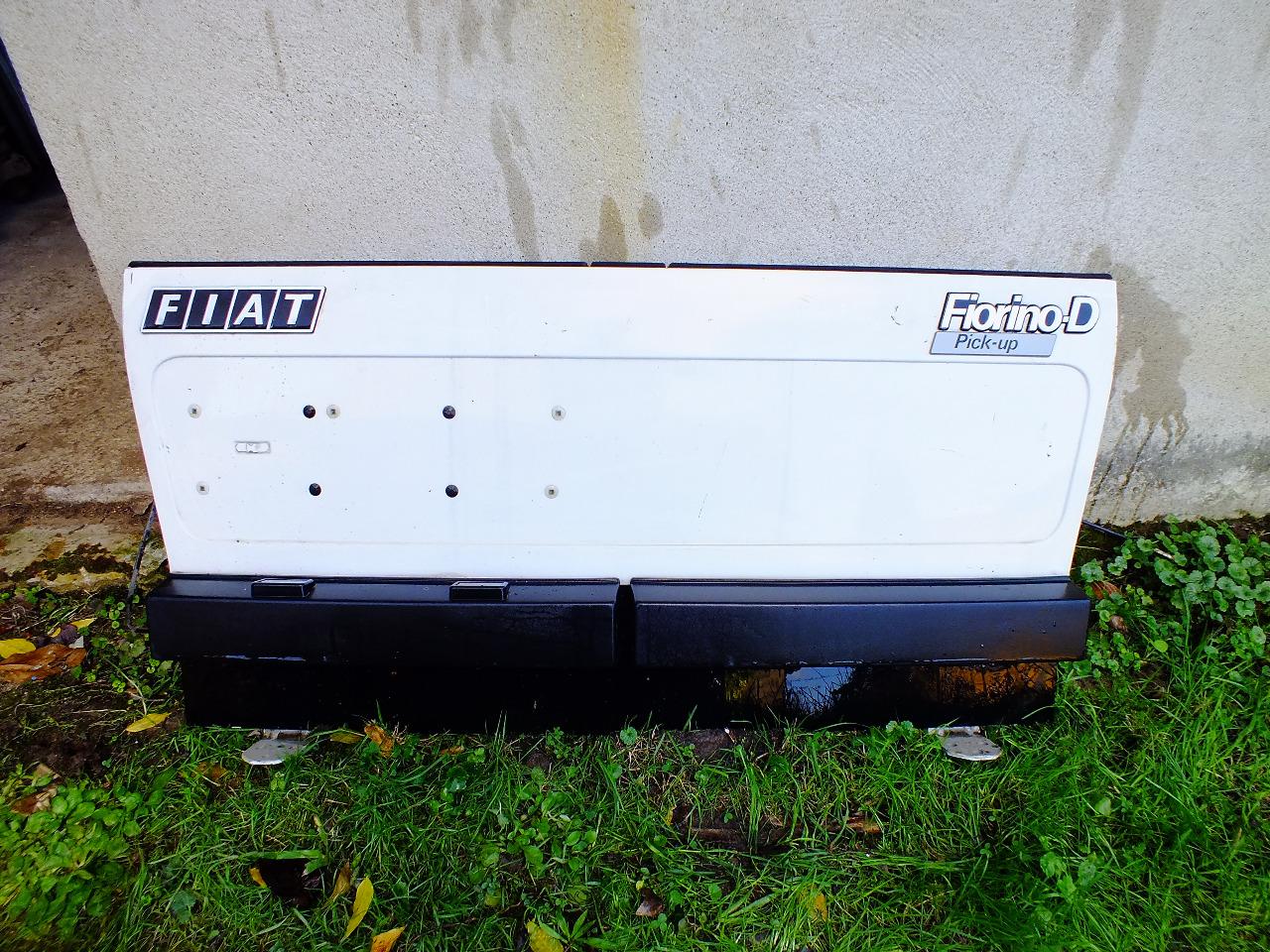 Hayon FIAT Fiorino pick up LesAnciennes.com