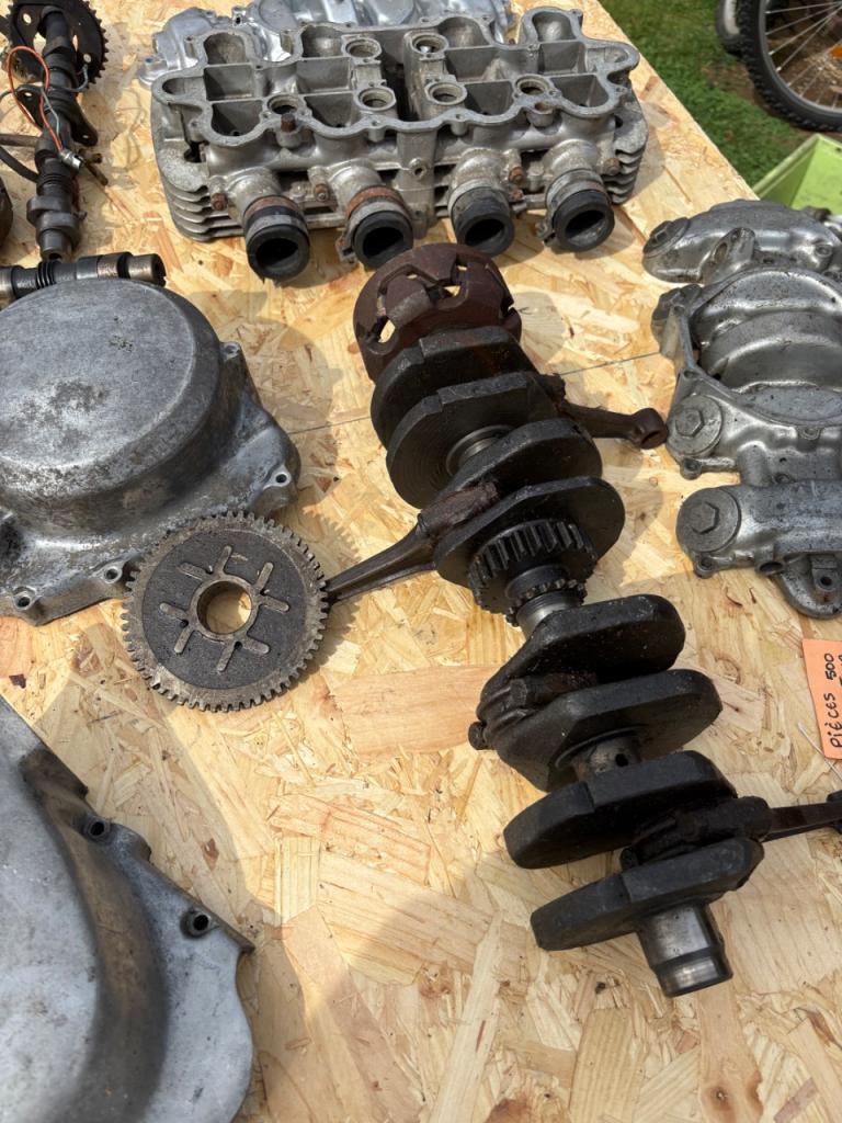 Lot de pièces HONDA CB 500 Four LesAnciennes.com