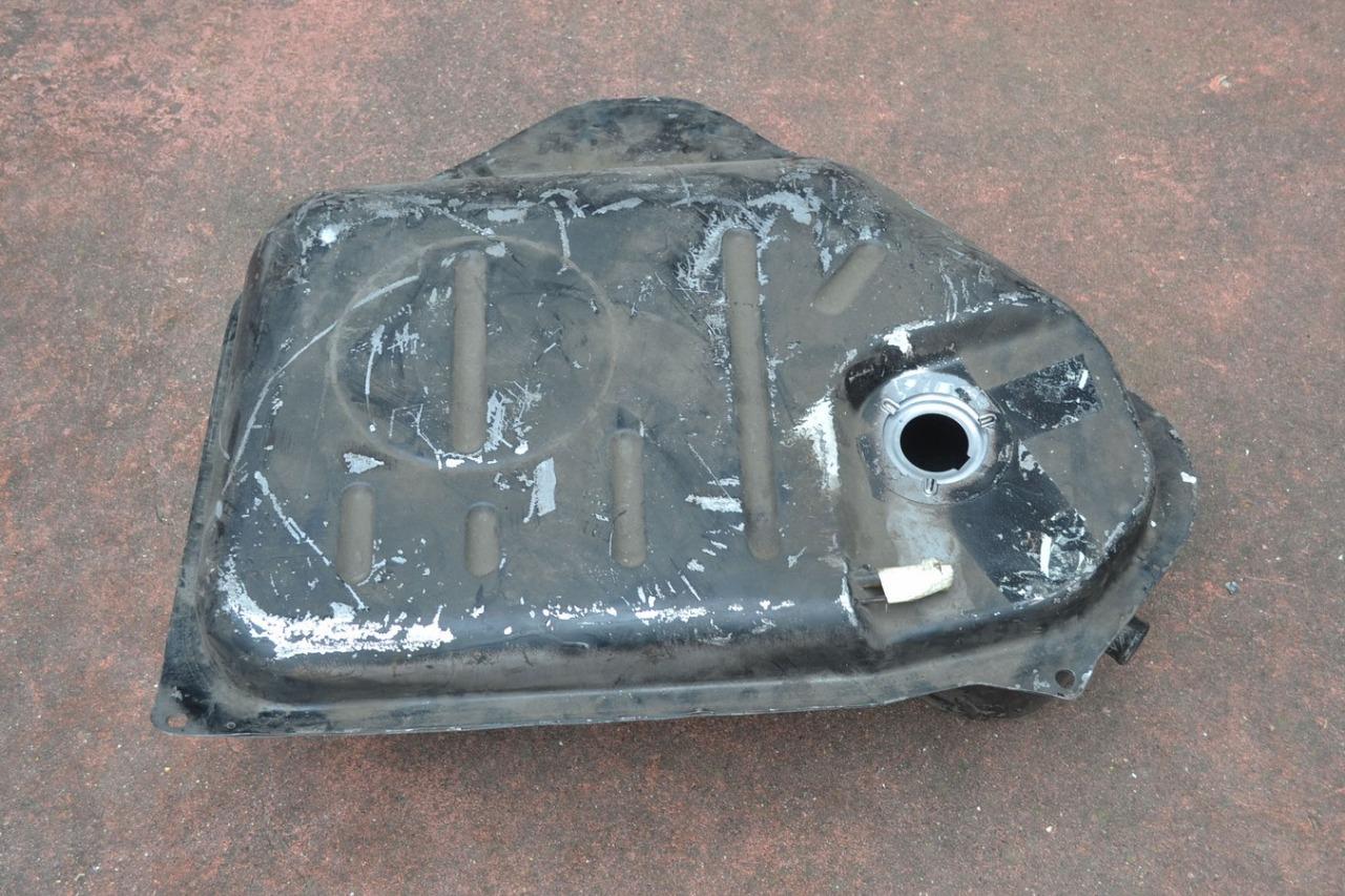 Réservoir essence TALBOT Solara, neuf LesAnciennes.com