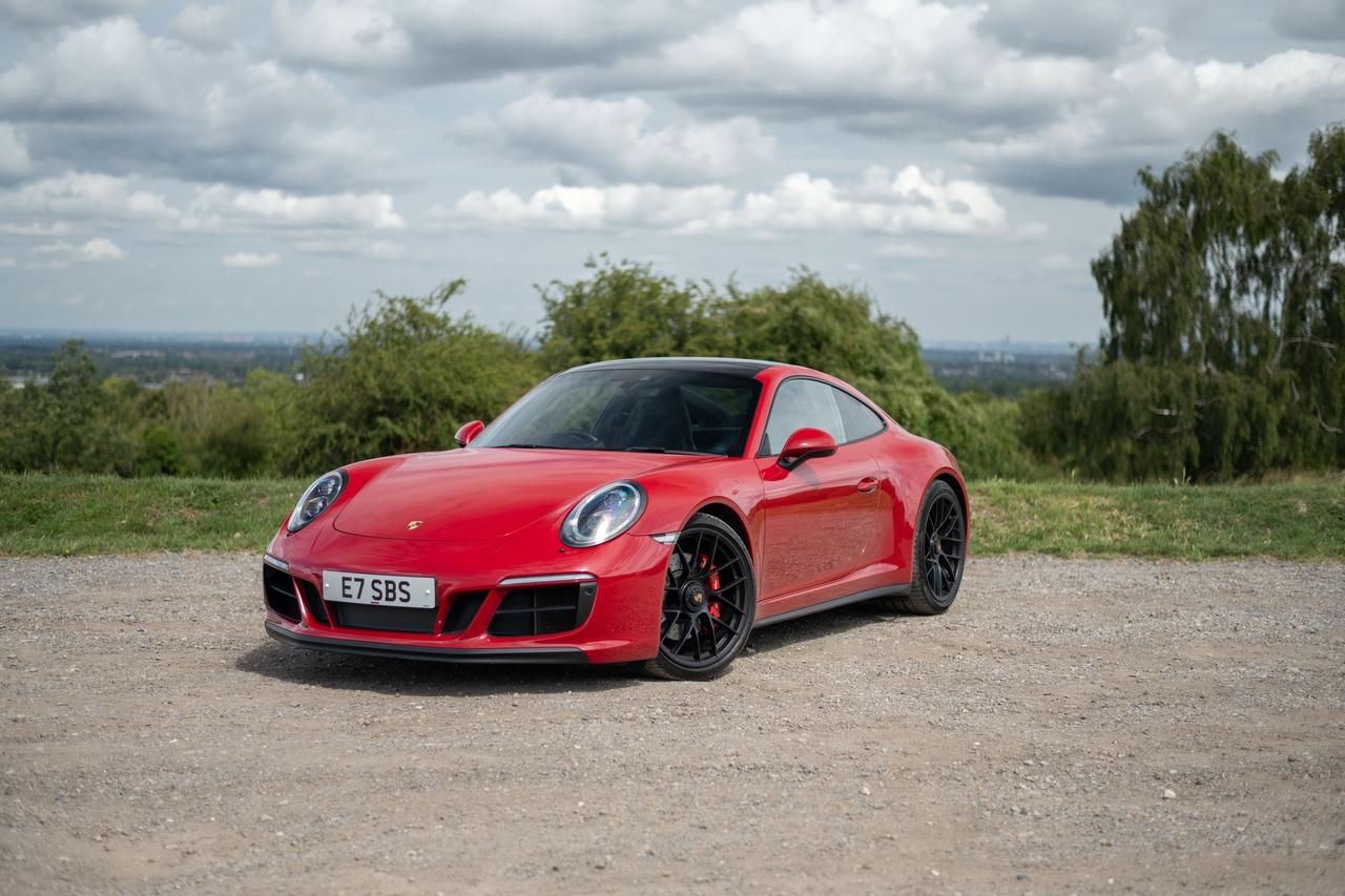 2017 Porsche 911 GTS (991.2) En Vente Aux Enchères