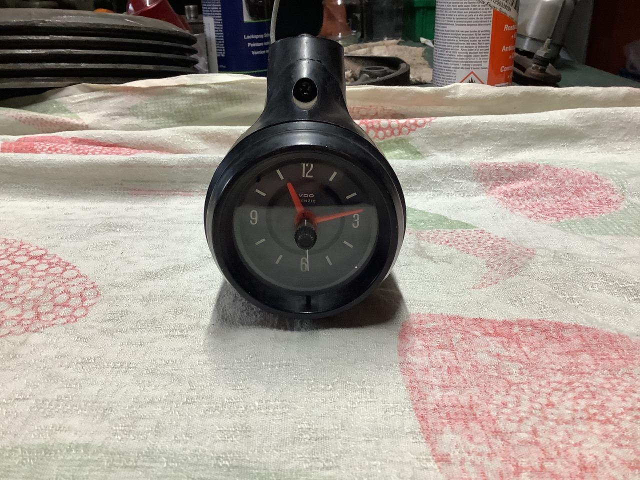 Montre de bord FORD Capri LesAnciennes.com