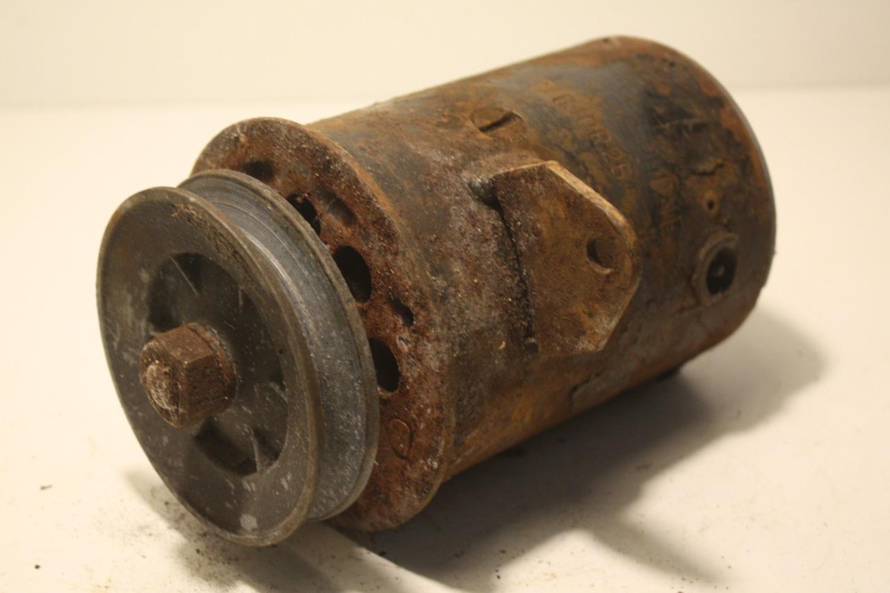 Dynamo Paris Rhone G10R26 G 10 R26 Panhard PL17 LesAnciennes.com