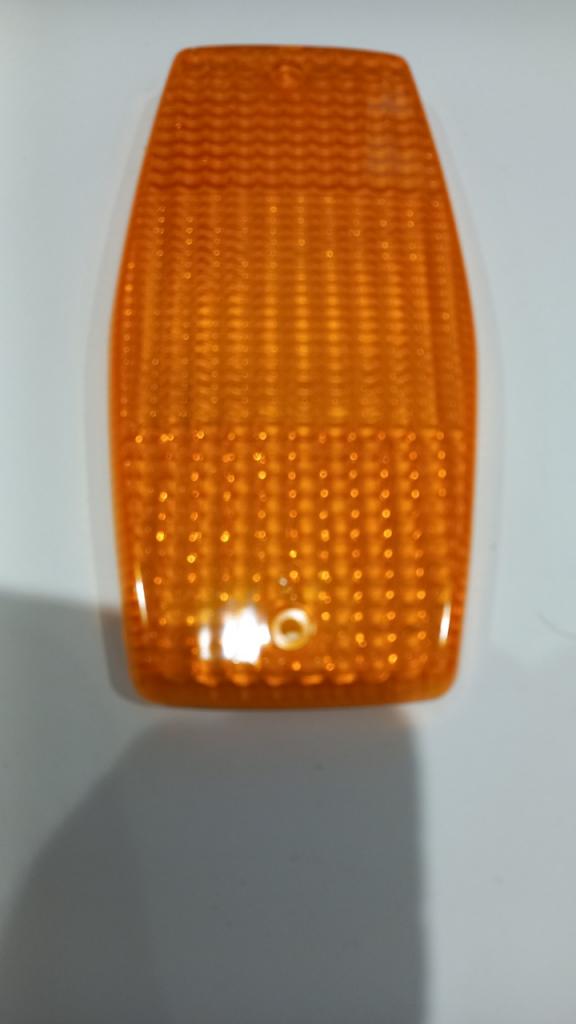 FEU AR GAUCHE AMBRE PEUGEOT 304 JUSQU A JUIN 1972 LesAnciennes.com