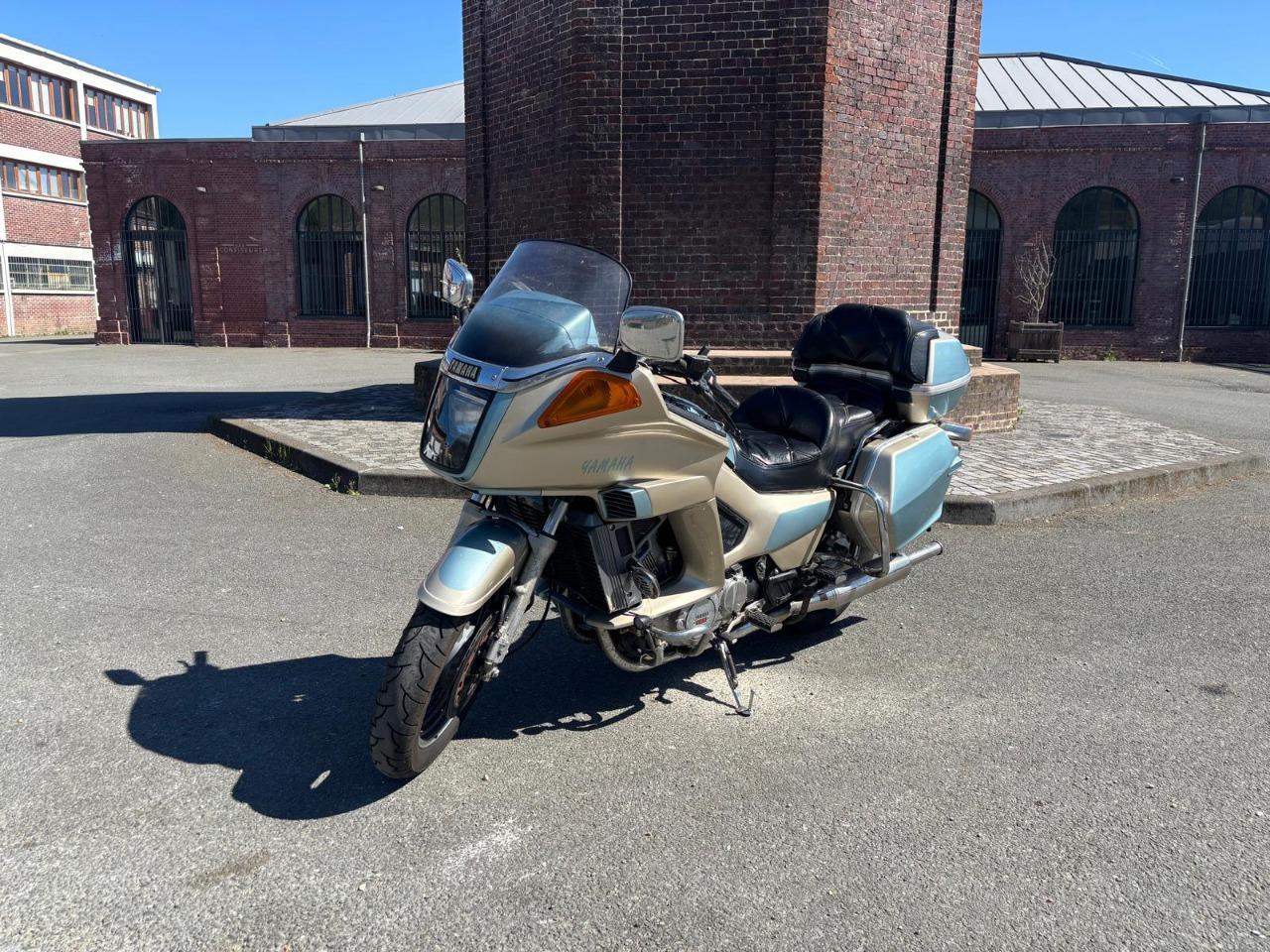 YAMAHA XVZ Royal Star 1200 VENTURE - 1987 LesAnciennes.com