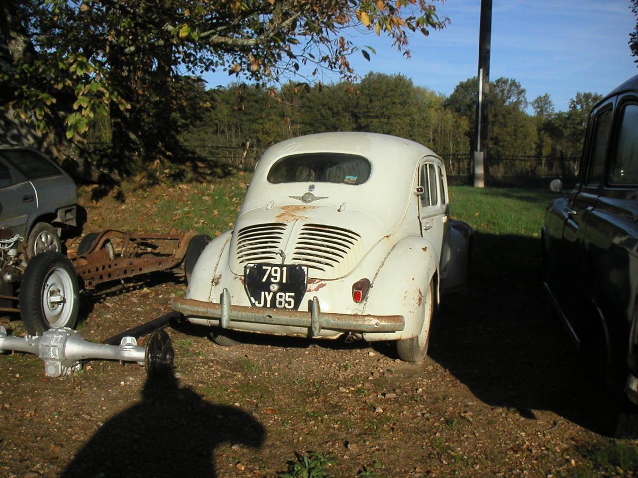 Pièces RENAULT 4CV LesAnciennes.com