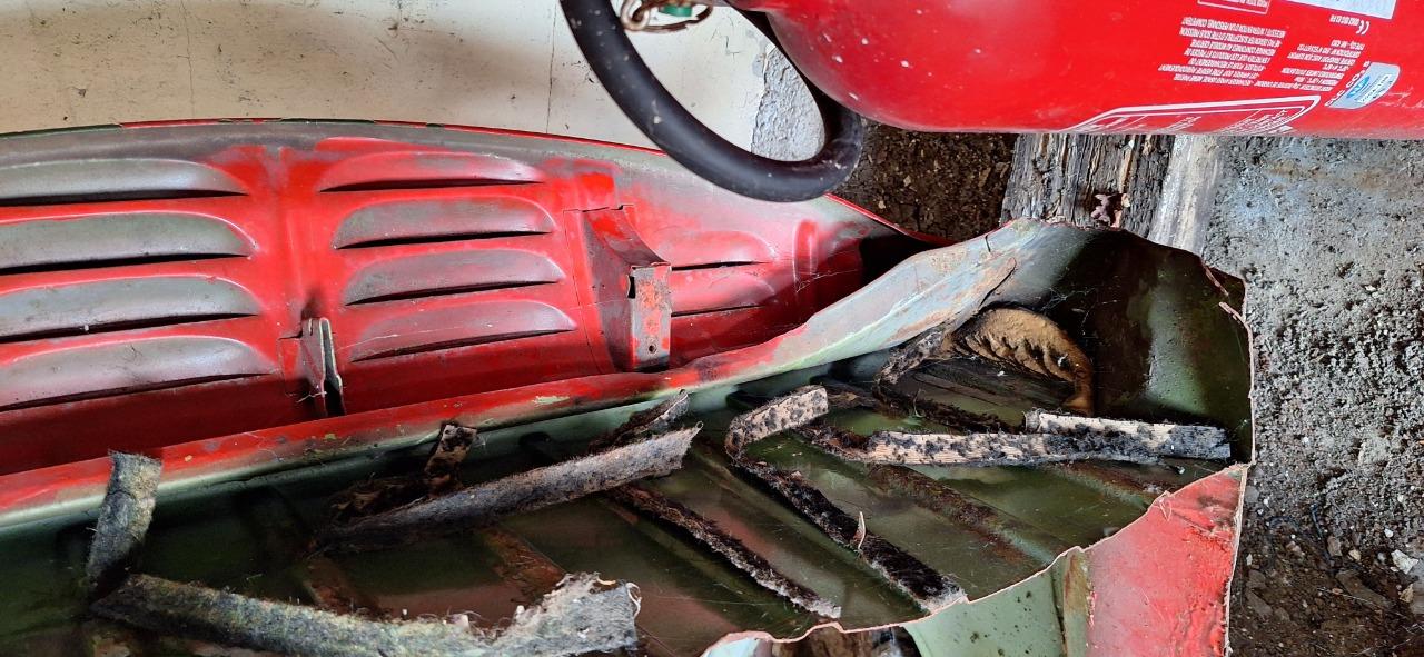 Pavillon de toit LesAnciennes.com