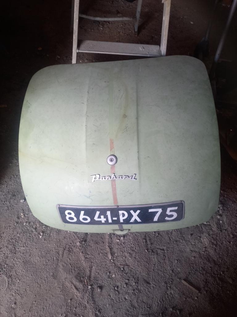 Capot PANHARD LesAnciennes.com