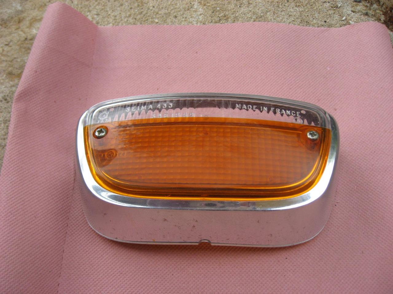 Cabochon PEUGEOT 404 LesAnciennes.com