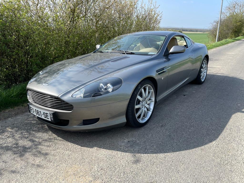 ASTON MARTIN DB 9 COUPE - 2004 LesAnciennes.com