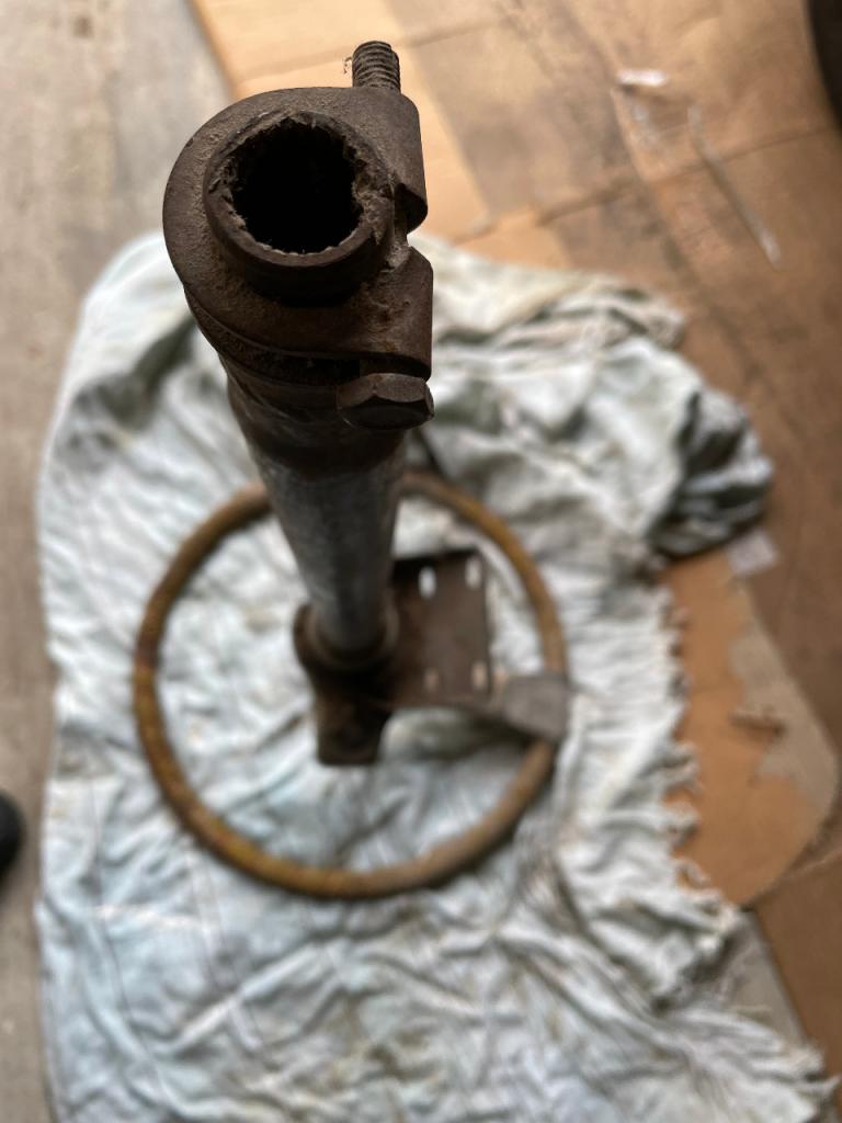 Volant et colonne de direction CITROEN Ami 6 break LesAnciennes.com