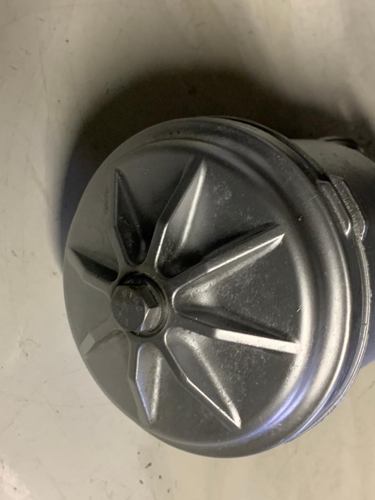 Filtre à huile BMW E30/36/34 LesAnciennes.com